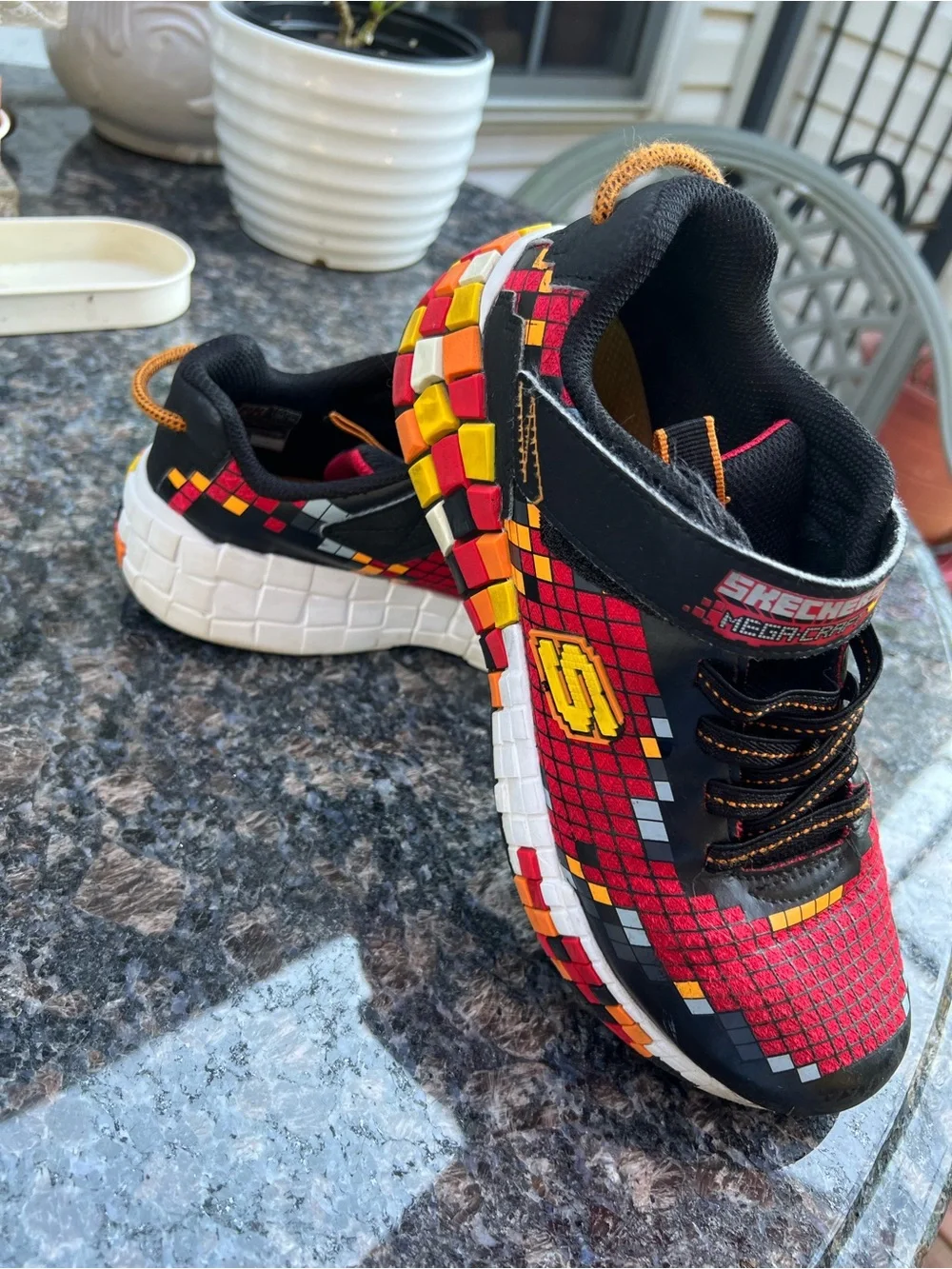 Kids Skechers Mega Craft 3.0 Red And Black Pixelated Sneakers Shoes Size 5